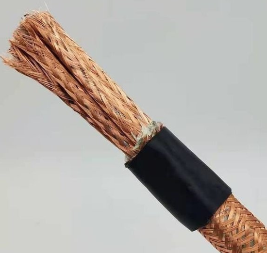 計算機(jī)電纜9.4-2_編輯.png